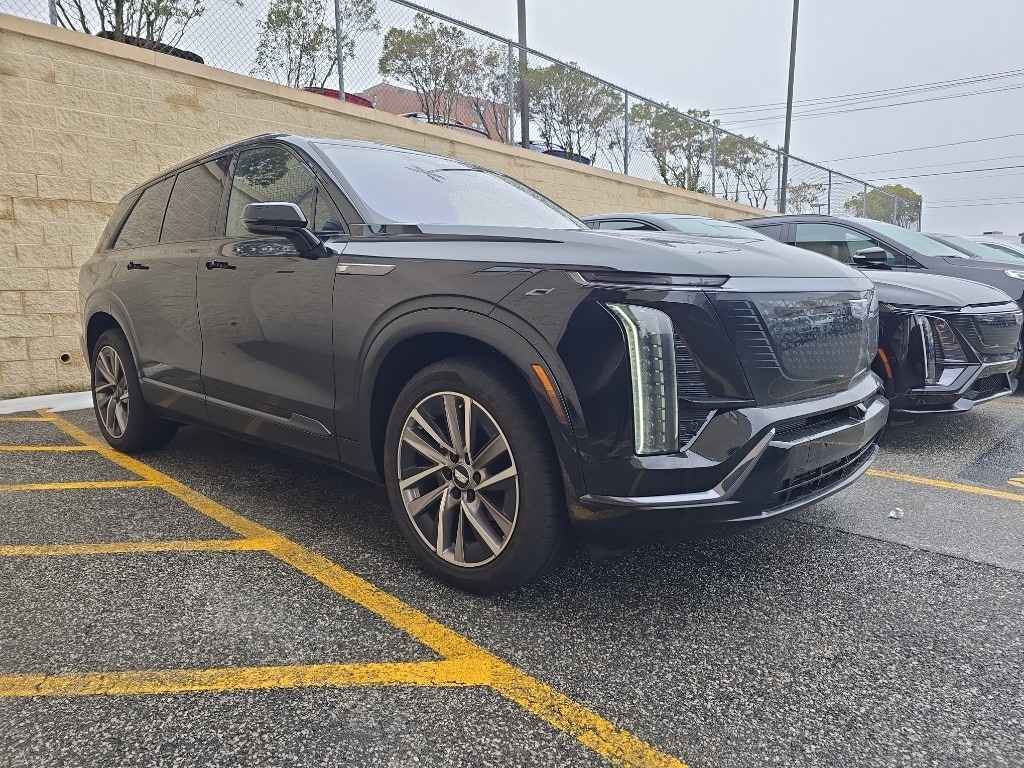 Used 2026 CADILLAC VISTIQ Sport SUV