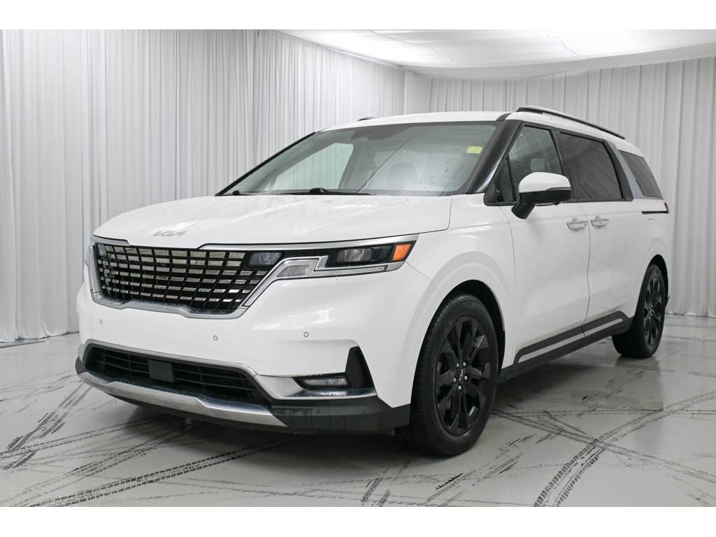 Used 2022 Kia Carnival SX MPV