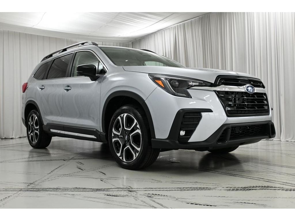 2026 Subaru Ascent Limited 7 Passenger's photo
