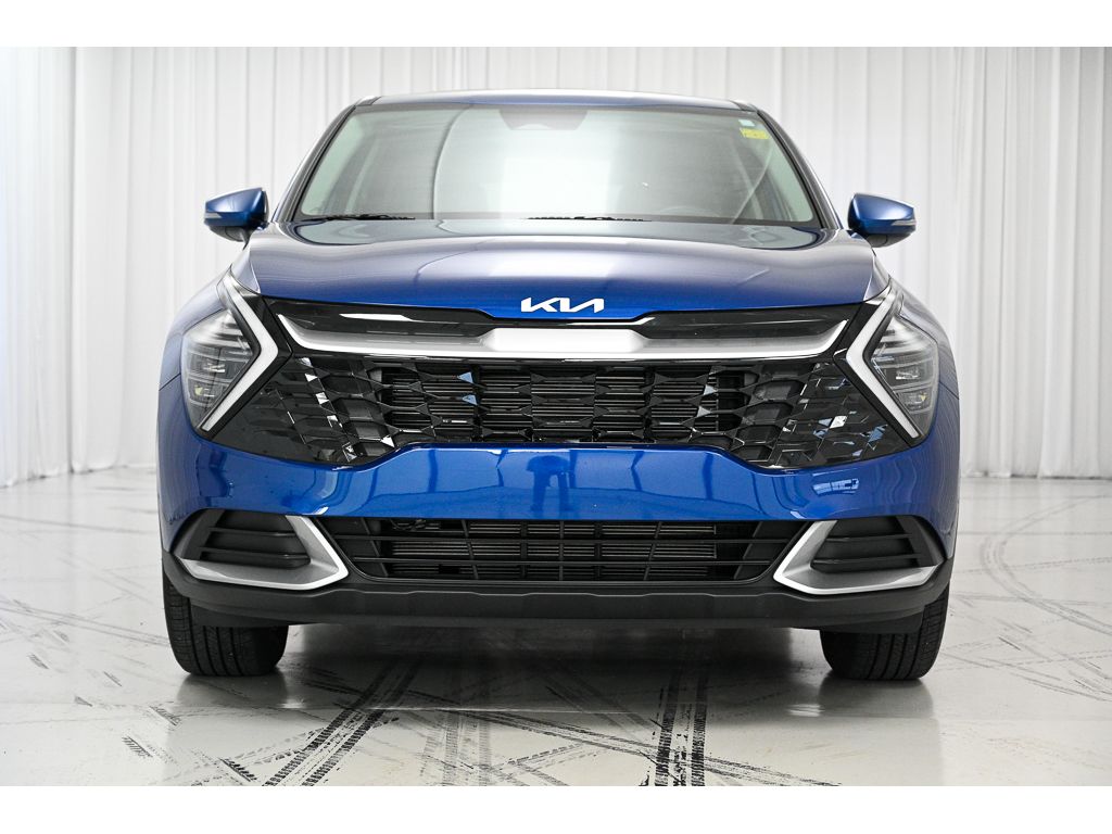 2025 Kia Sportage EX photo 3