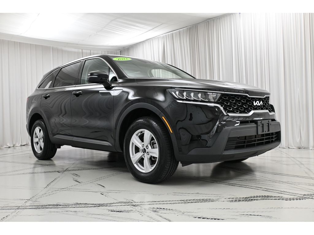 Used 2022 Kia Sorento LX SUV