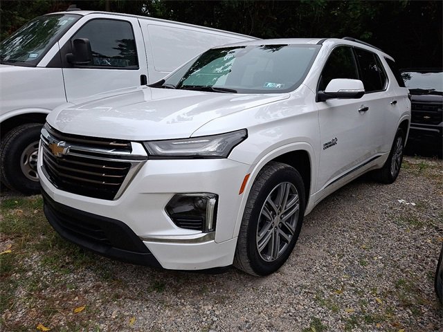 2023 Chevrolet Traverse High Country photo 2