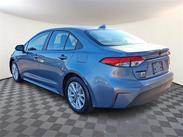 2024 Toyota Corolla LE photo 4