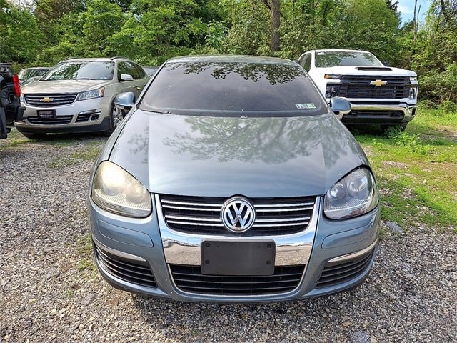 Used 2006 Volkswagen Jetta 2.5 with VIN 3VWSF71KX6M623628 for sale in Paoli, PA