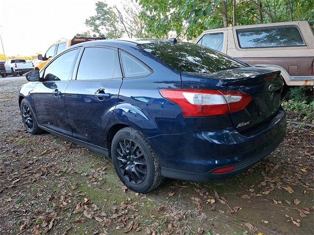 2012 Ford Focus SE photo 3