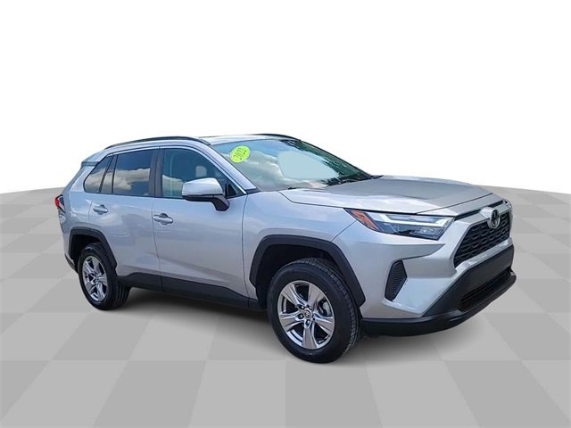 Used 2022 Toyota RAV4 XLE with VIN 2T3P1RFV8NC278166 for sale in Paoli, PA