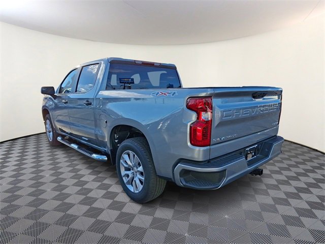2026 Chevrolet Silverado 1500 Custom photo 2