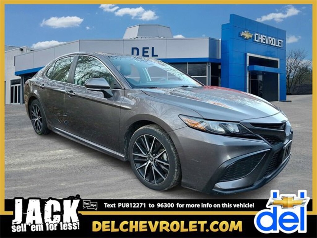 Used 2023 Toyota Camry SE