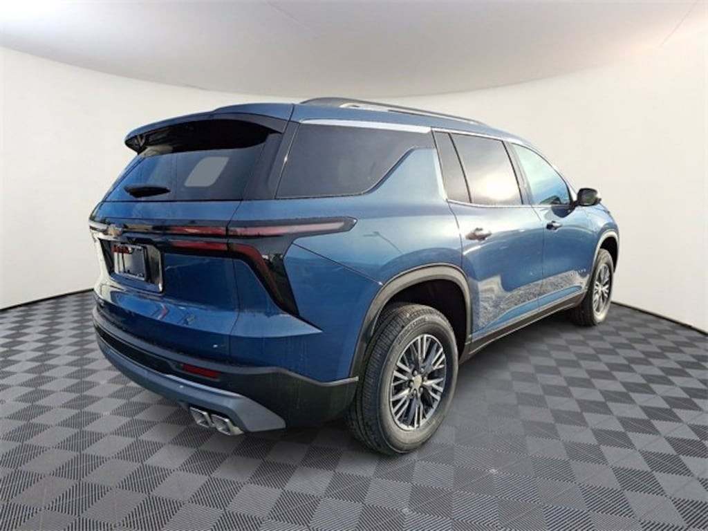 New 2026 Chevrolet Traverse LT SUV