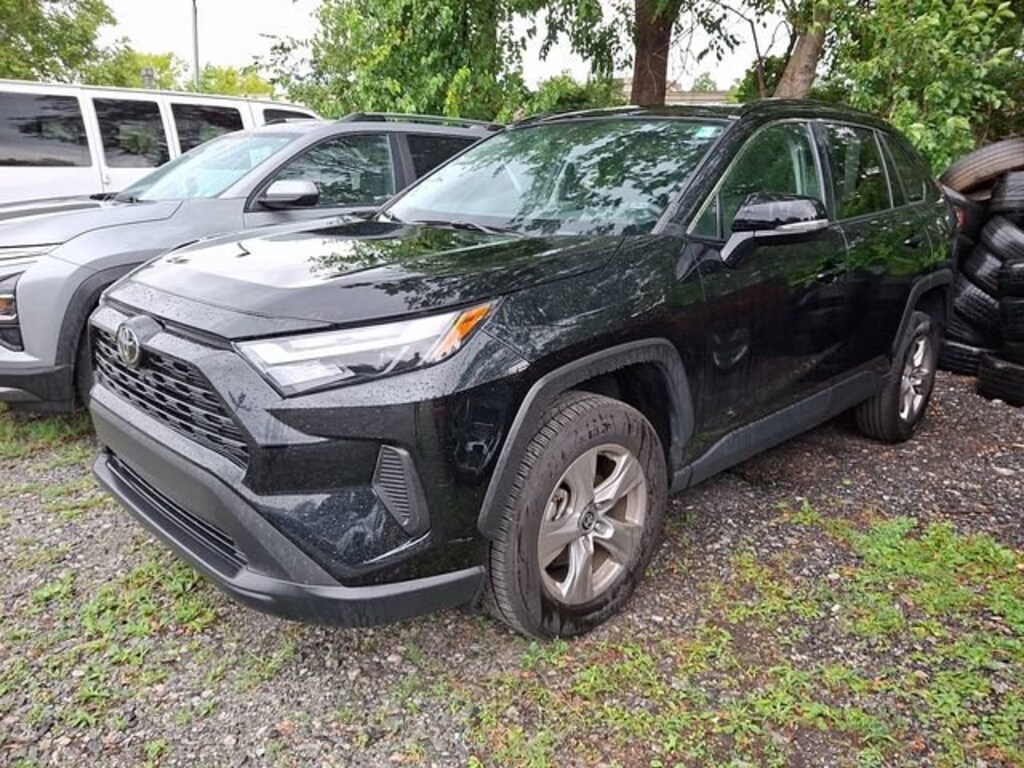 Used 2025 Toyota RAV4 XLE