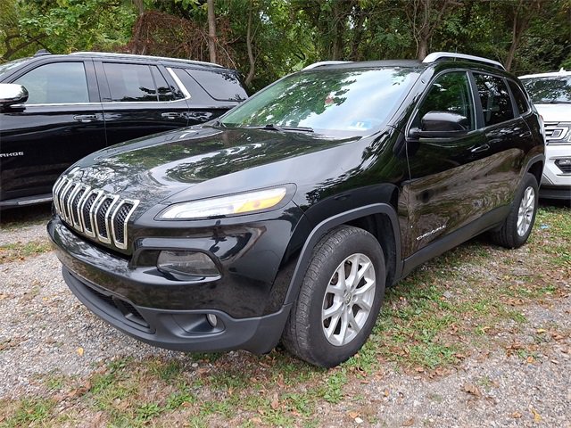 2017 Jeep Cherokee Latitude photo 3