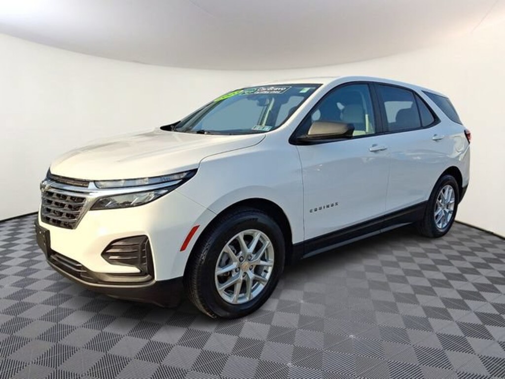 Used 2023 Chevrolet Equinox LS SUV