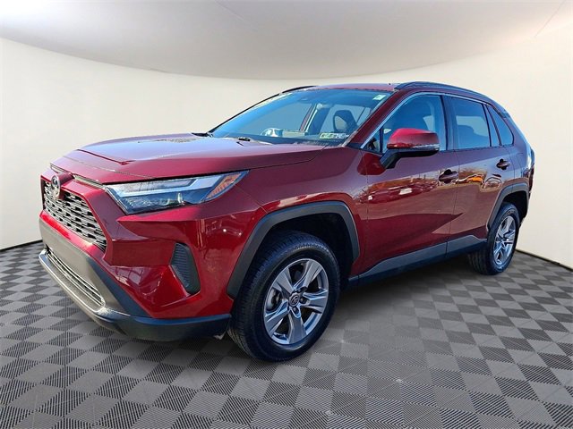 2023 Toyota RAV4 XLE photo 3