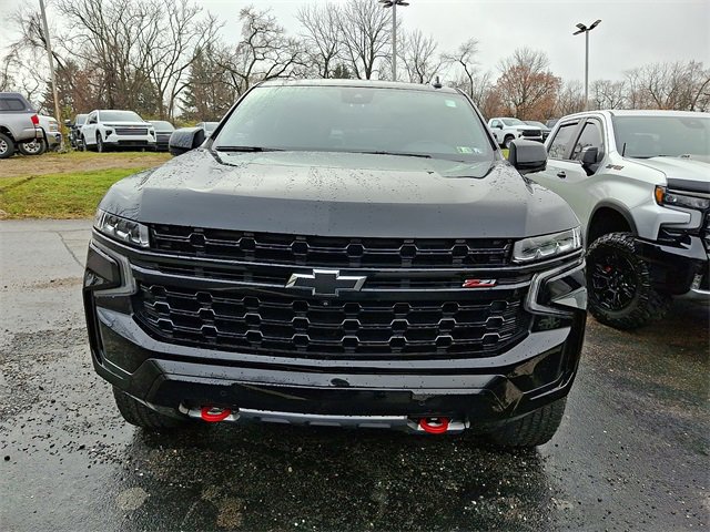 2024 Chevrolet Suburban Z71 photo 2