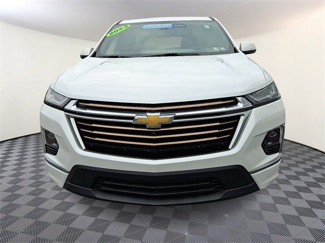 2023 Chevrolet Traverse High Country photo 2