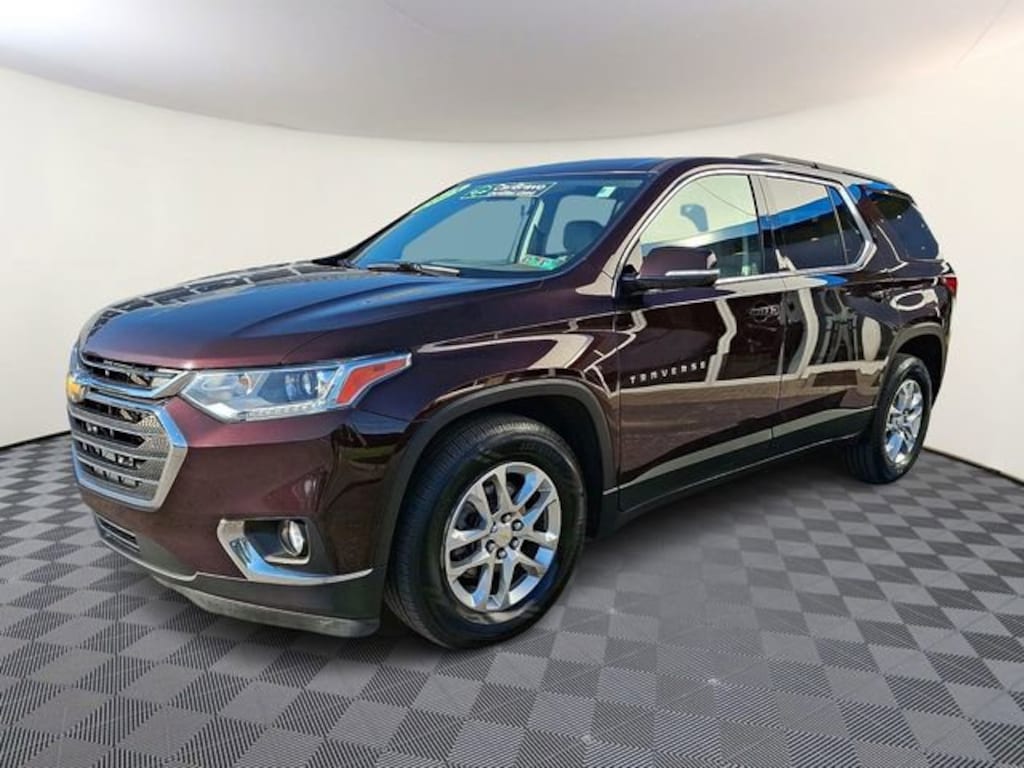Used 2021 Chevrolet Traverse LT Leather SUV
