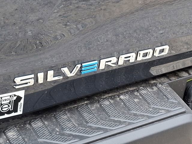 2026 Chevrolet Silverado EV LT - Photo 18