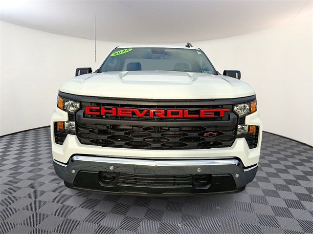 2025 Chevrolet Silverado 1500 photo 2
