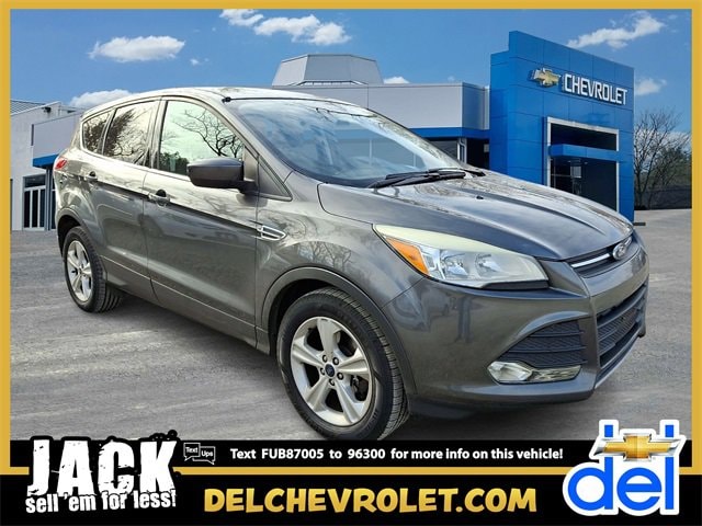 2015 Ford Escape SE's photo