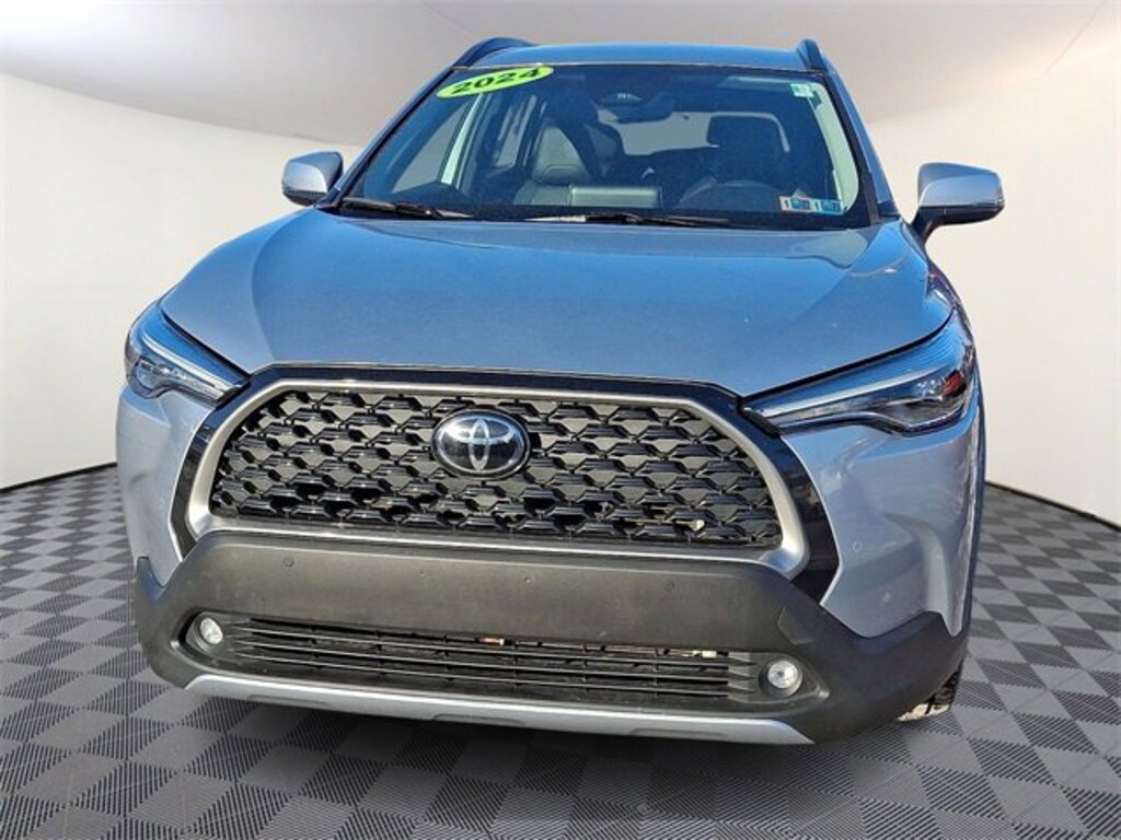 Used 2024 Toyota Corolla Cross XLE