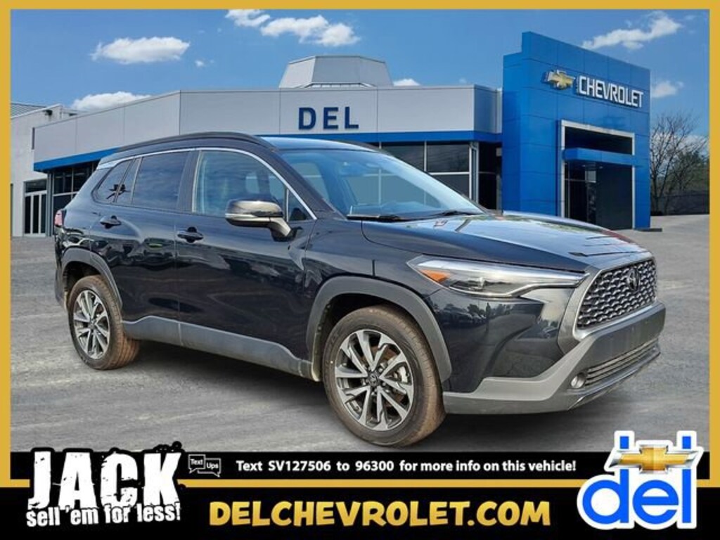 Used 2025 Toyota Corolla Cross XLE