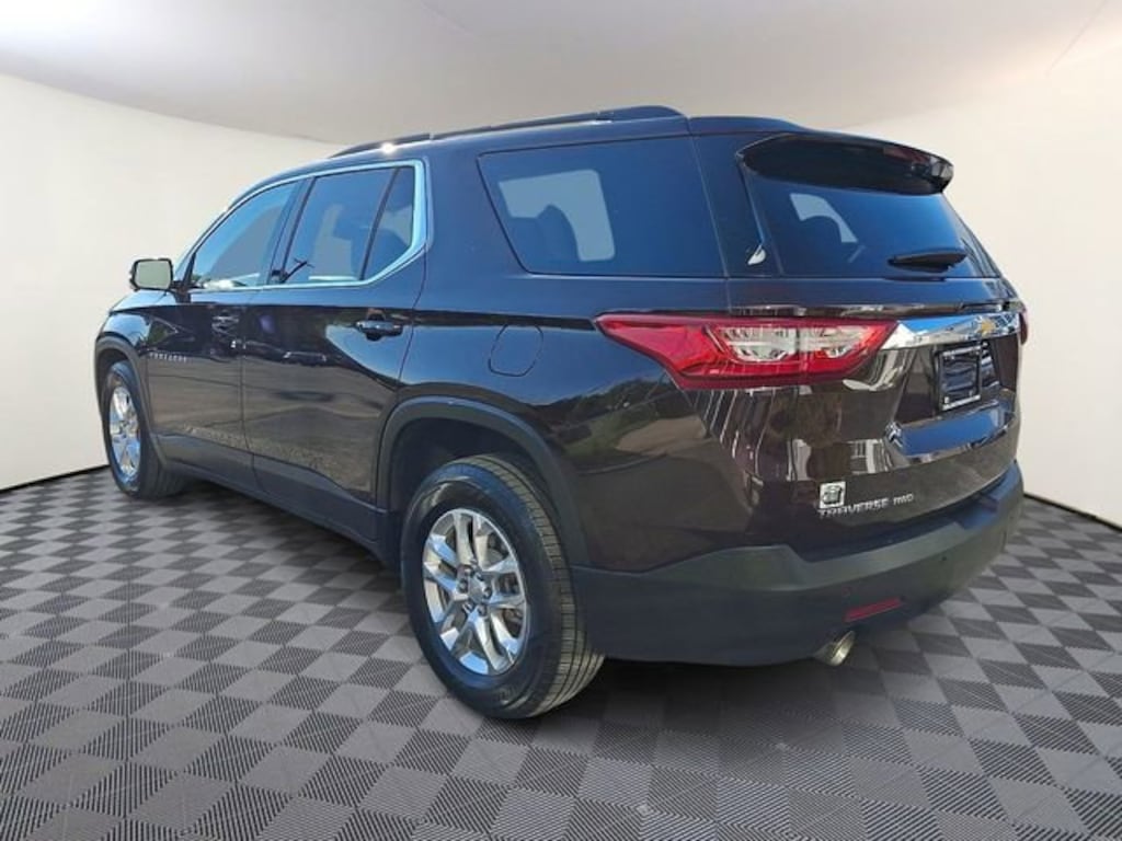Used 2021 Chevrolet Traverse LT Leather SUV