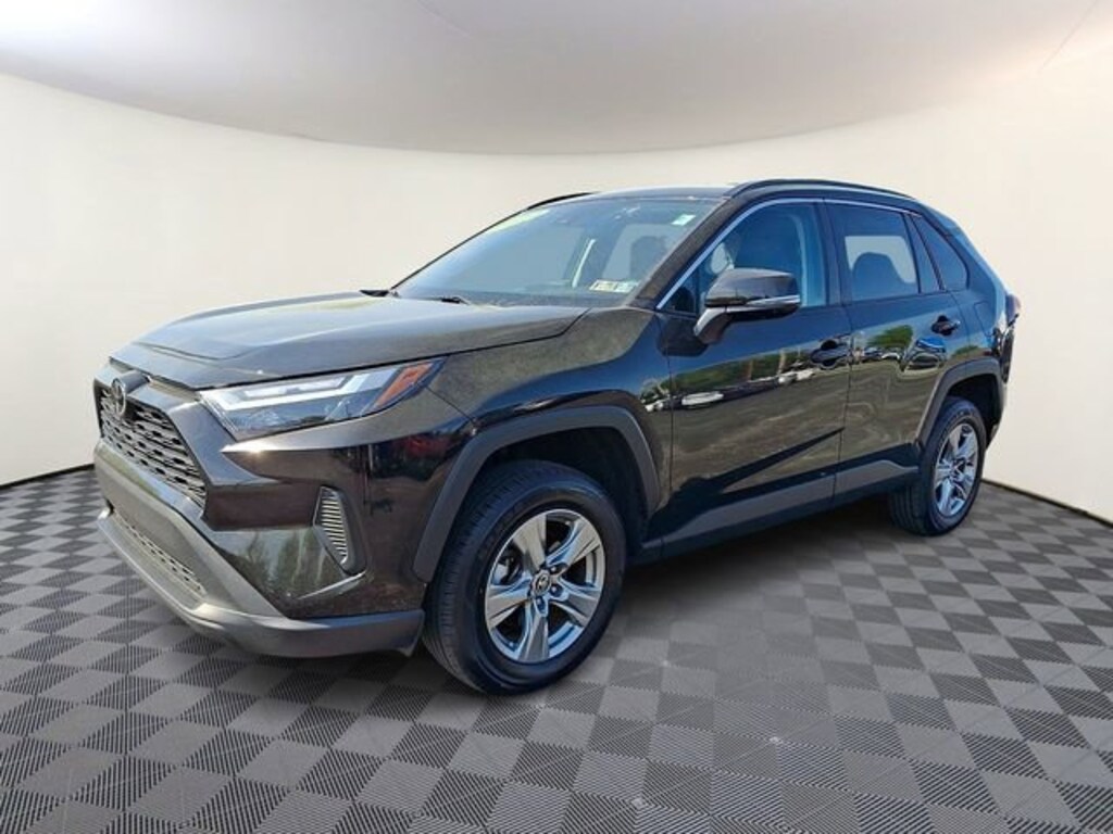 Used 2024 Toyota RAV4 XLE