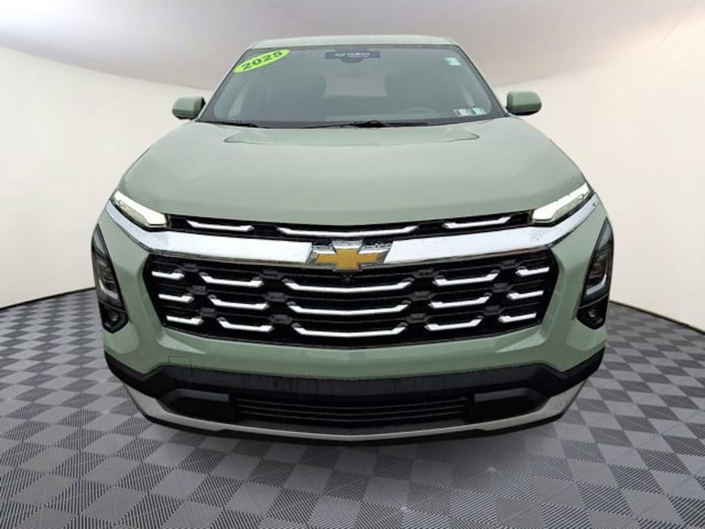 Used 2025 Chevrolet Equinox LT SUV
