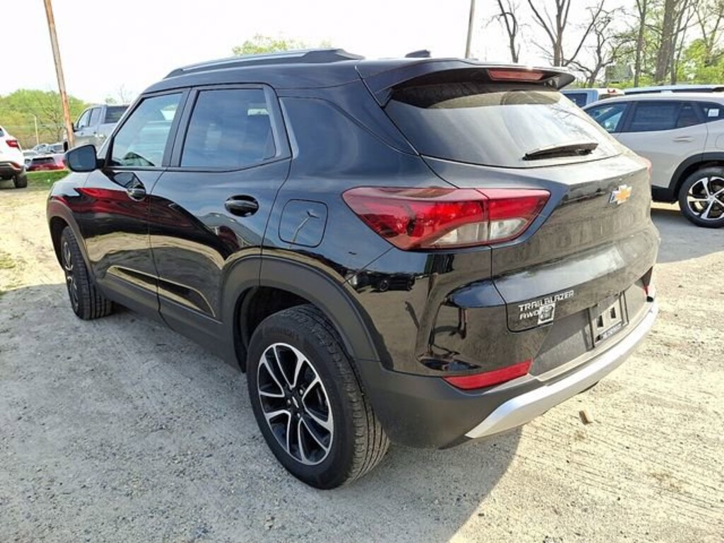 Used 2024 Chevrolet Trailblazer LT SUV