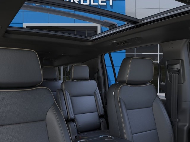 2026 Chevrolet Suburban Premier - Photo 24