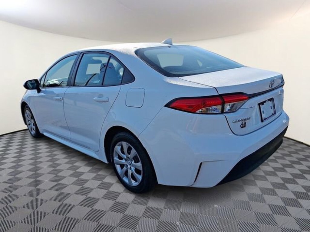 Used 2024 Toyota Corolla LE