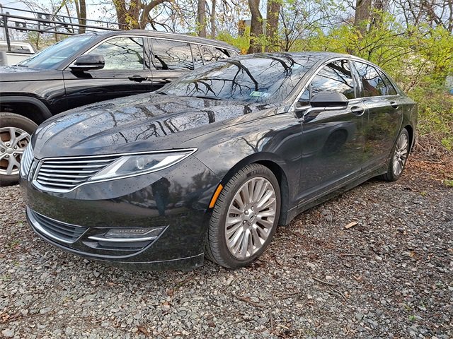 2014 Lincoln MKZ photo 3