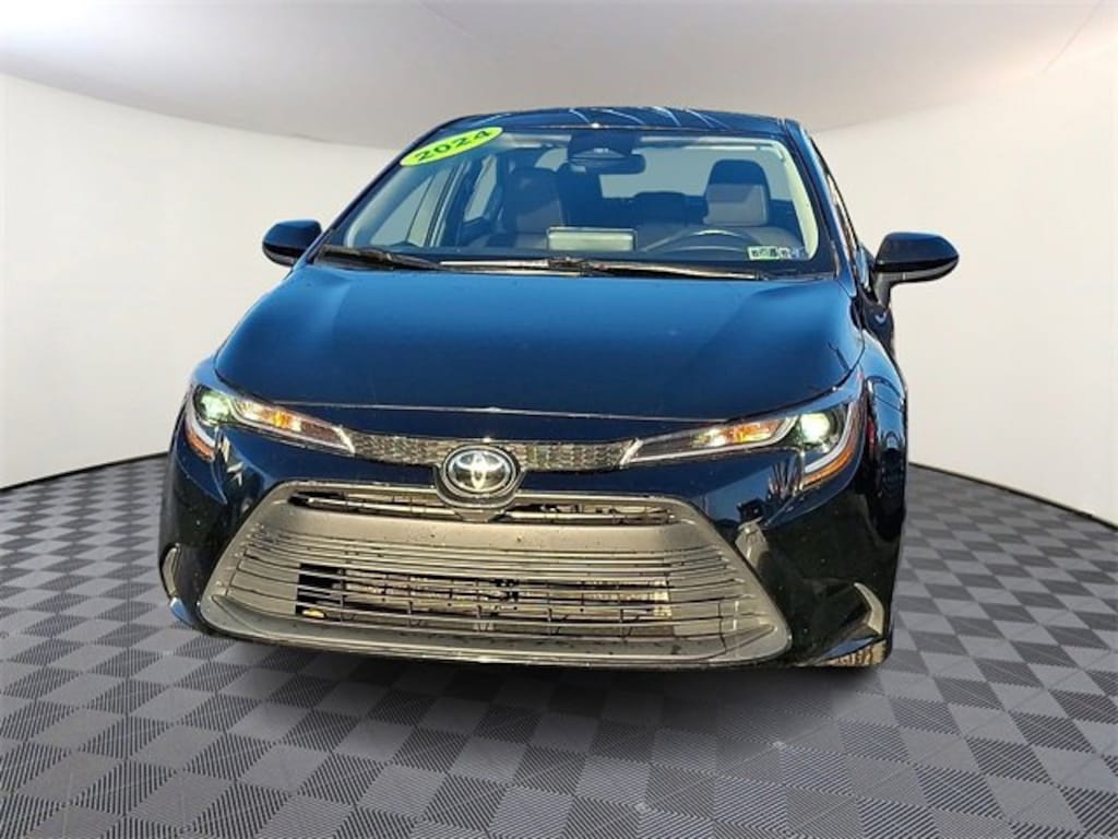 Used 2024 Toyota Corolla LE