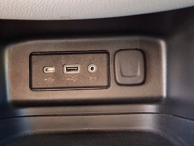 2024 Chevrolet Equinox LS - Photo 24