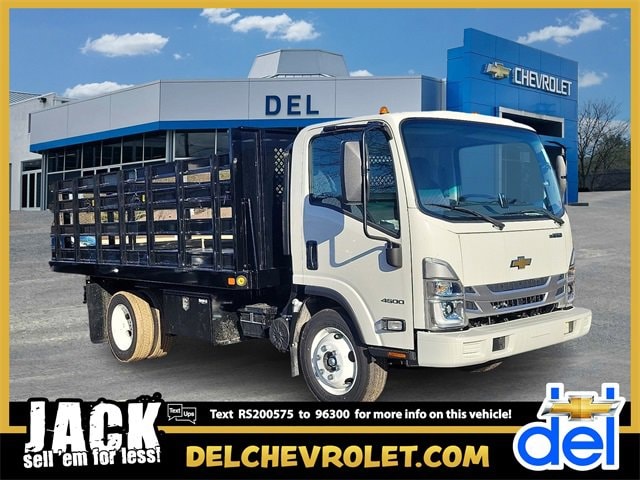 2024 Chevrolet Low Cab Forward Base's photo