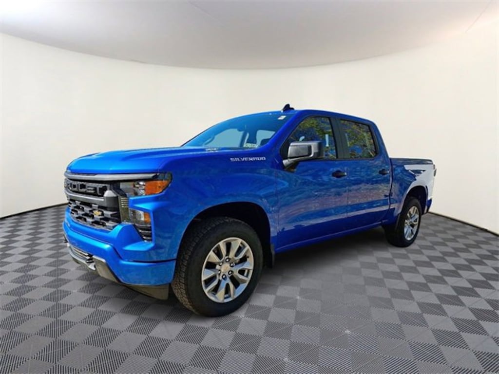 New 2026 Chevrolet Silverado 1500 Custom Truck