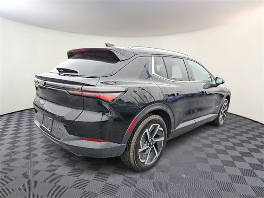 New 2026 Chevrolet Equinox EV LT SUV