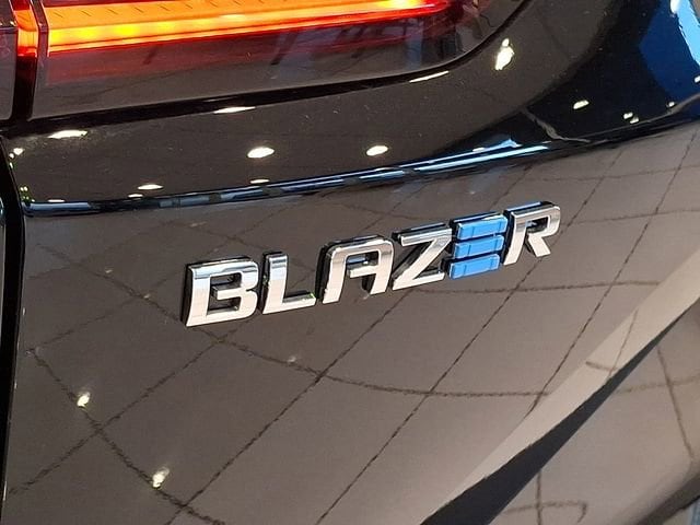 2026 Chevrolet Blazer EV LT - Photo 17