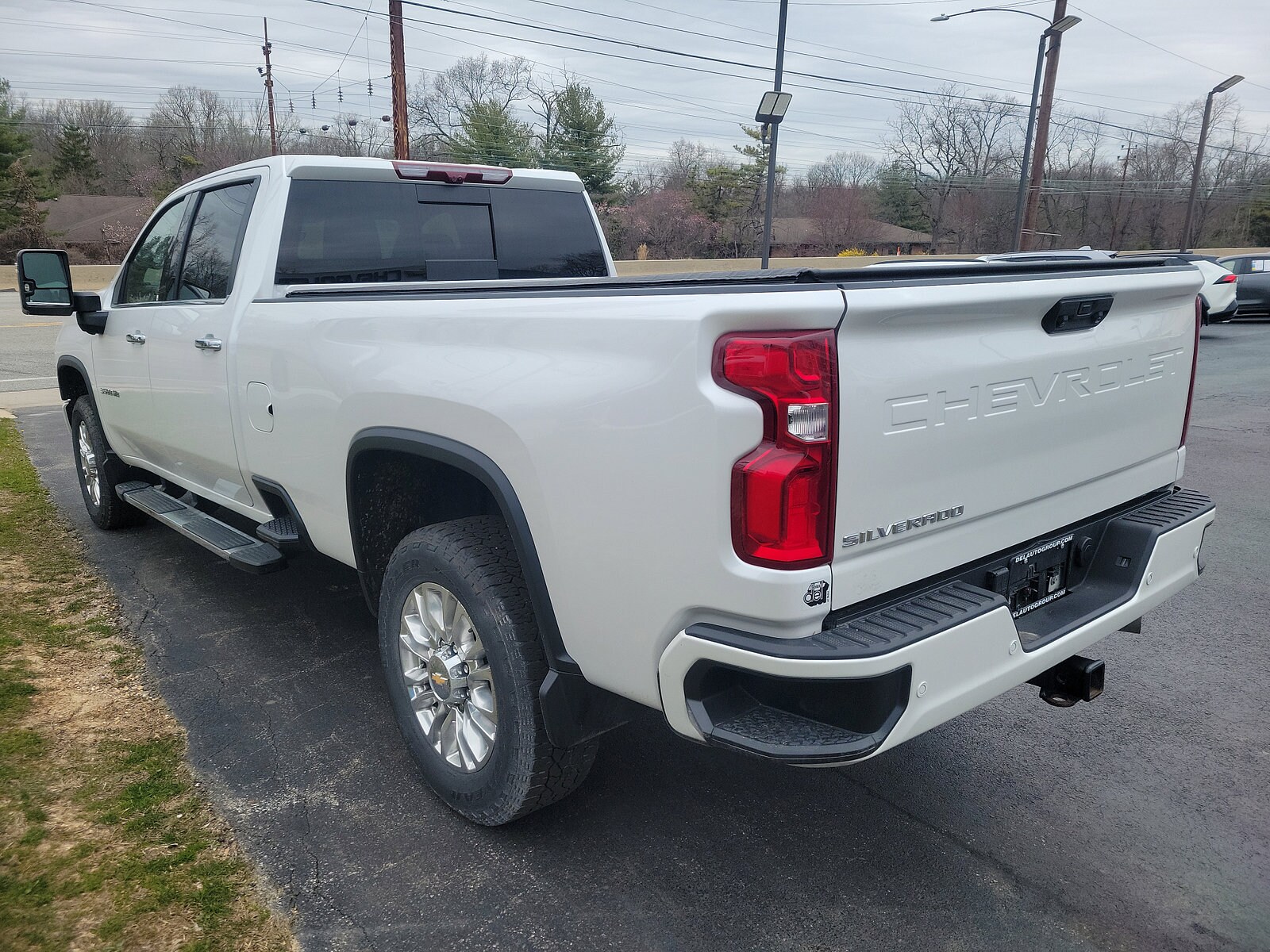 2022 Chevrolet Silverado 3500HD High Country photo 4