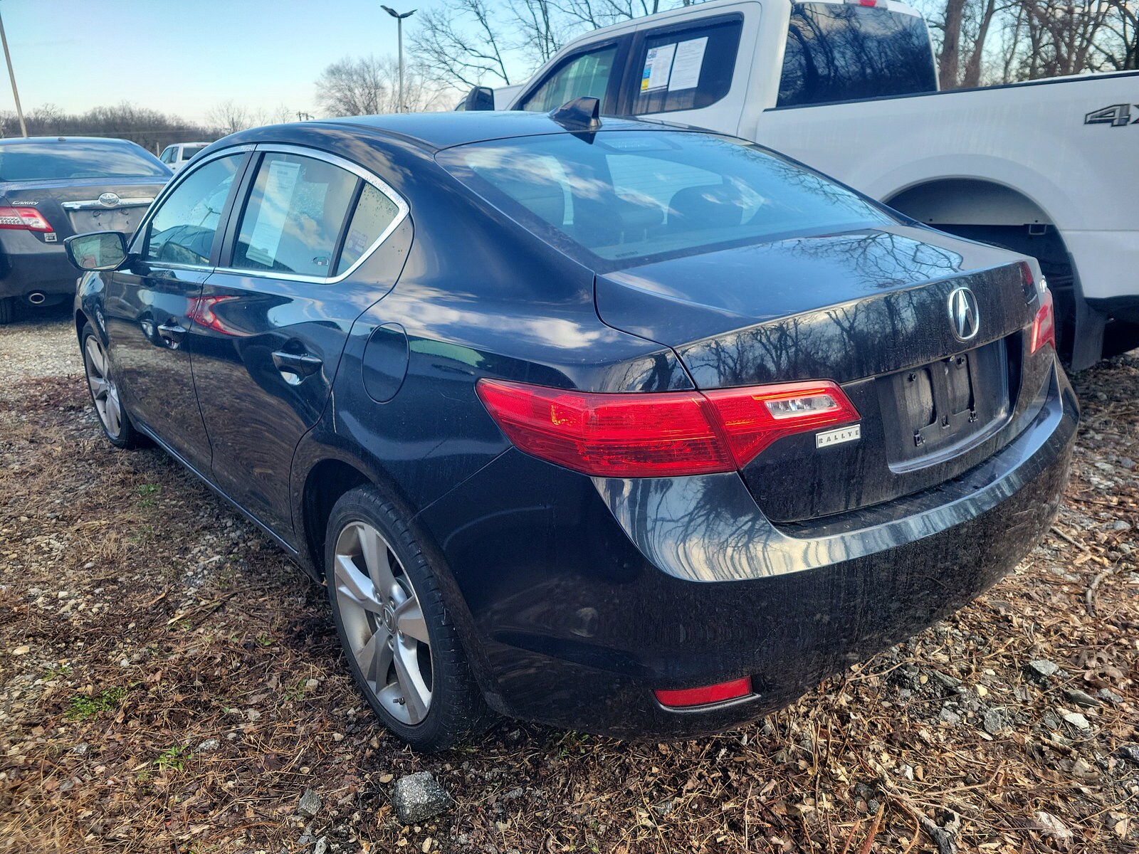 2015 Acura ILX Premium photo 4