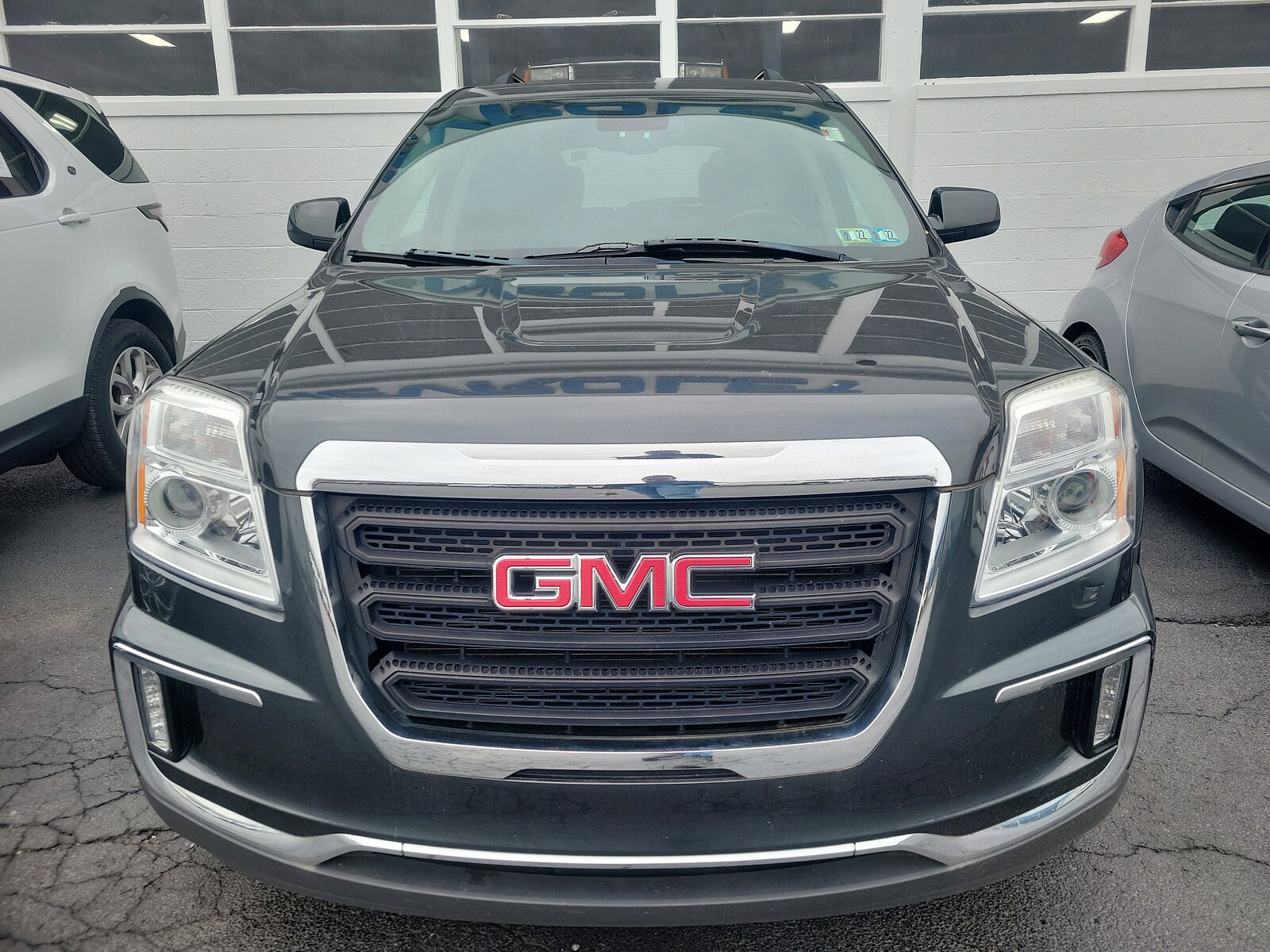 2017 Gmc Terrain SLE photo 2