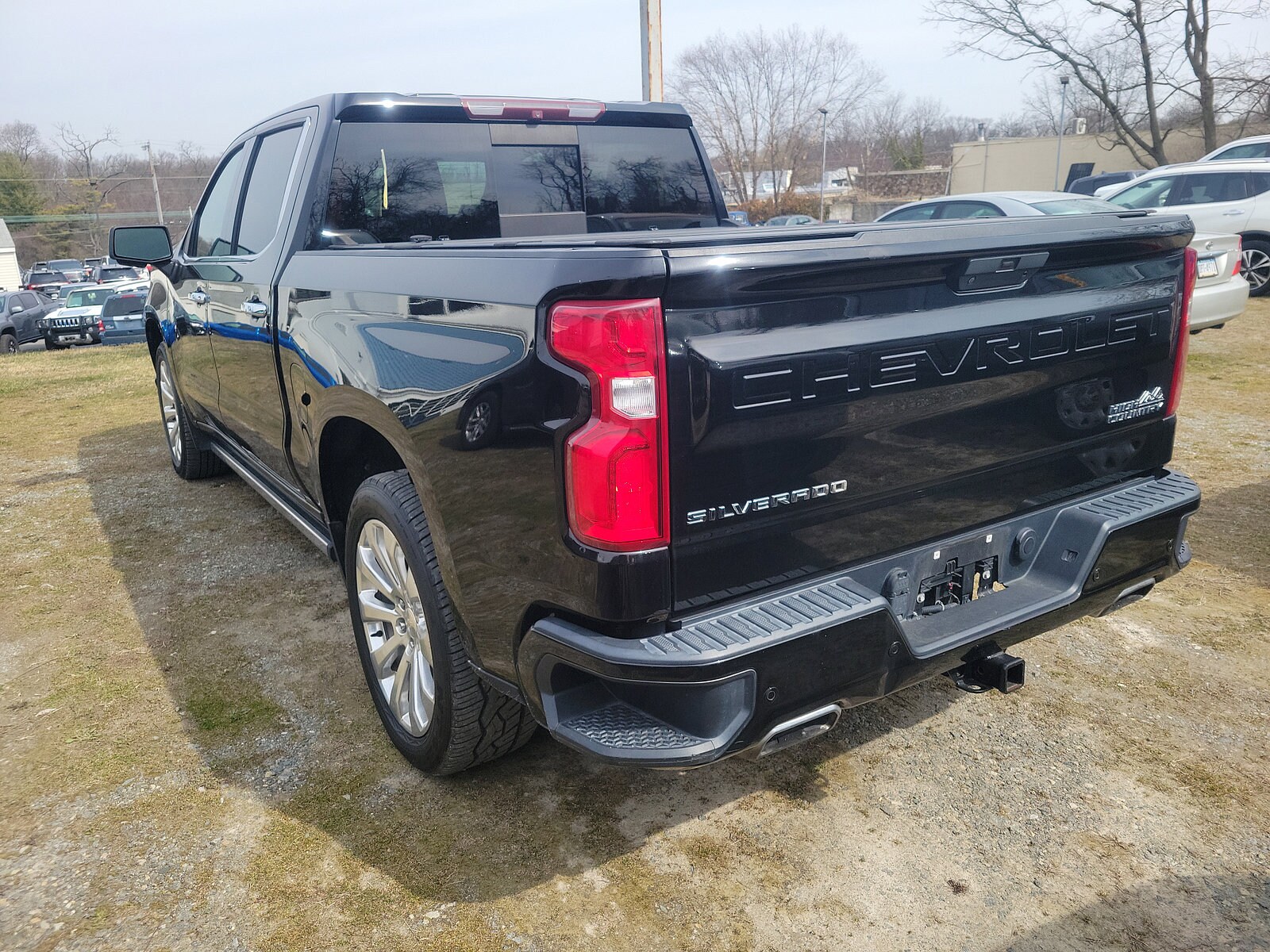 2019 Chevrolet Silverado 1500 High Country photo 4
