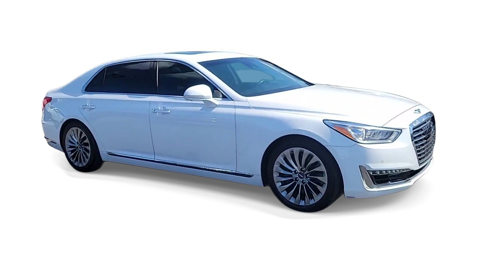 2017 Genesis G90 5.0 Ultimate photo 2