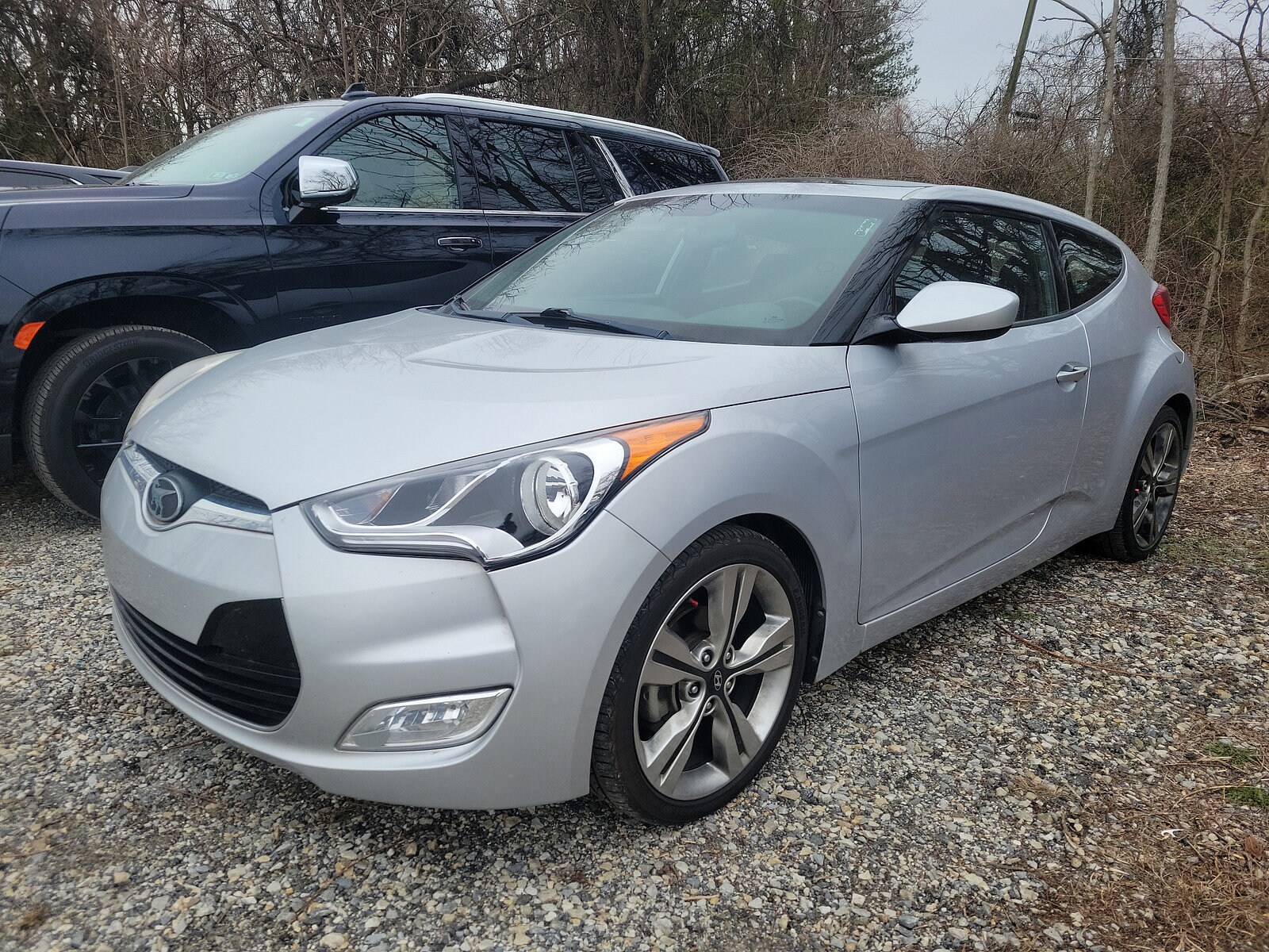 2017 Hyundai Veloster Value Edition photo 3