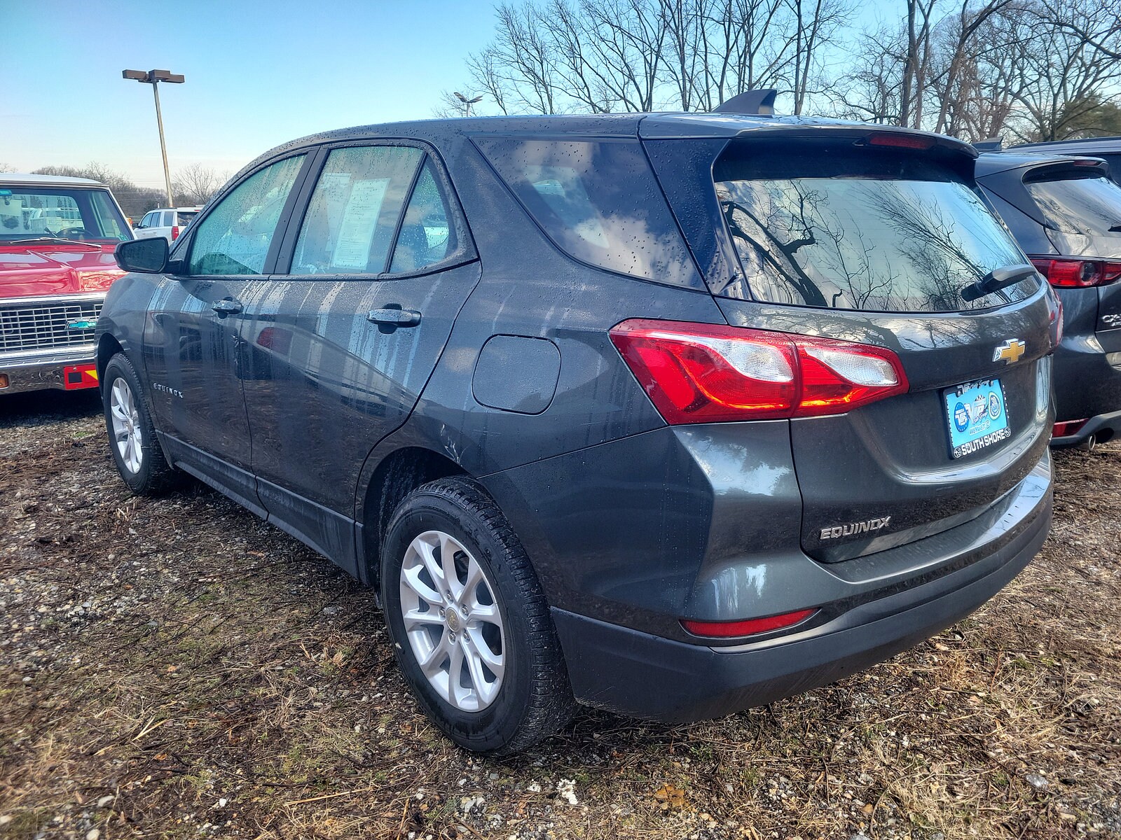 2020 Chevrolet Equinox LS photo 3