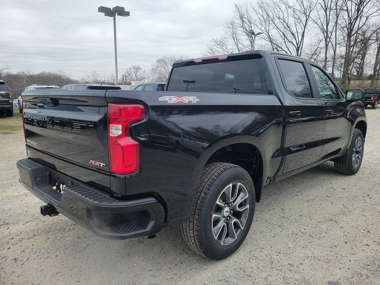 2023 Chevrolet Silverado 1500 RST photo 4