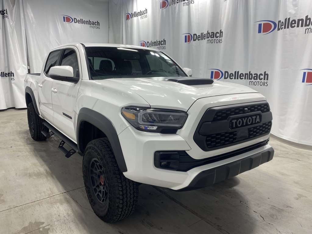 2023 Toyota Tacoma TRD Pro's photo