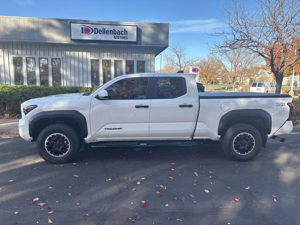 Used 2025 Toyota Tacoma 4WD SR
