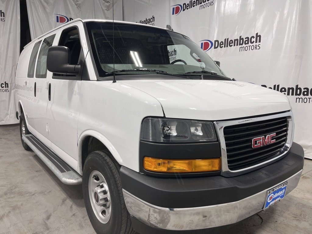 2023 GMC Savana Cargo Work Van's photo