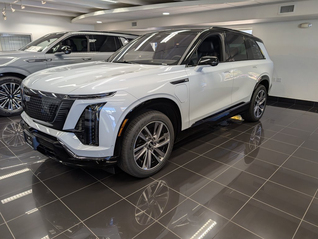 2026 Cadillac VISTIQ Sport's photo